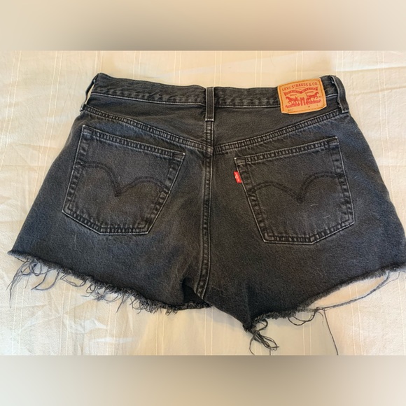 Black Levi’s Distressed Denim Shorts - Picture 2 of 4